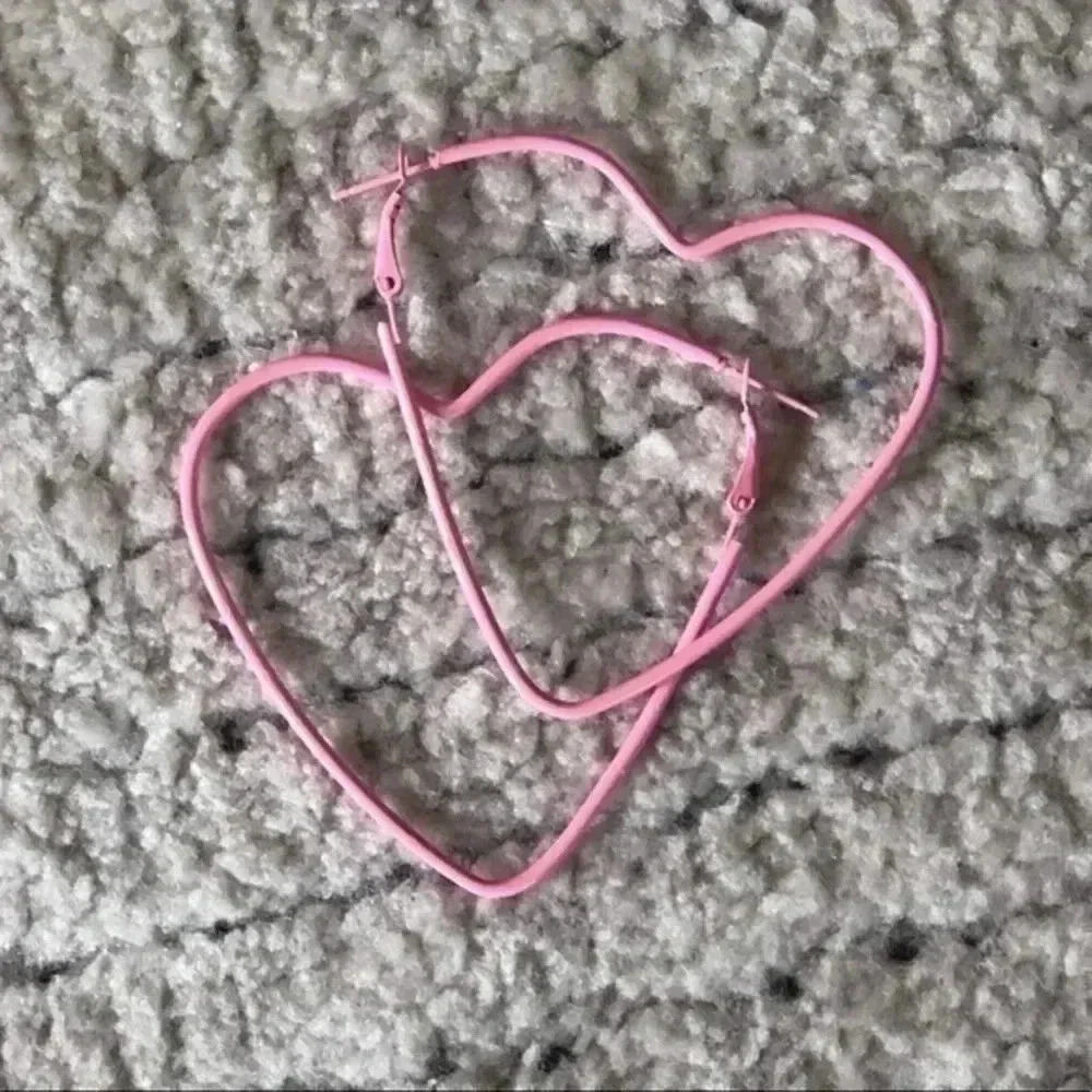 Pink Retro 80s Large Stainless Steel Heart Shaped Hoop Earrings Nwt 15$